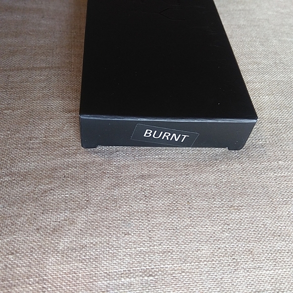 New in box LARITZY Palette in Burnt - Picture 5 of 8